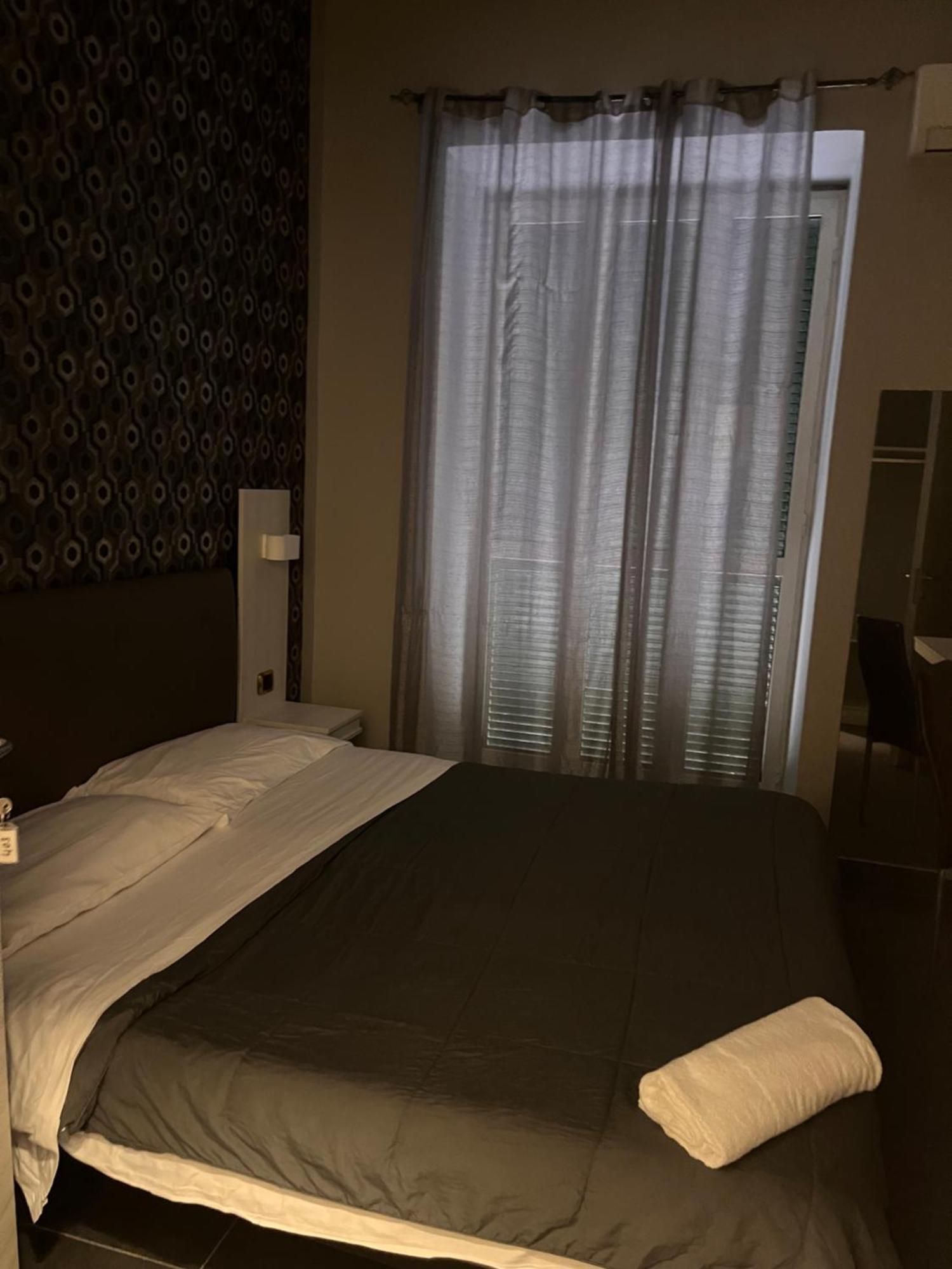 International Hotels เนเปิลส์ ภายนอก รูปภาพ